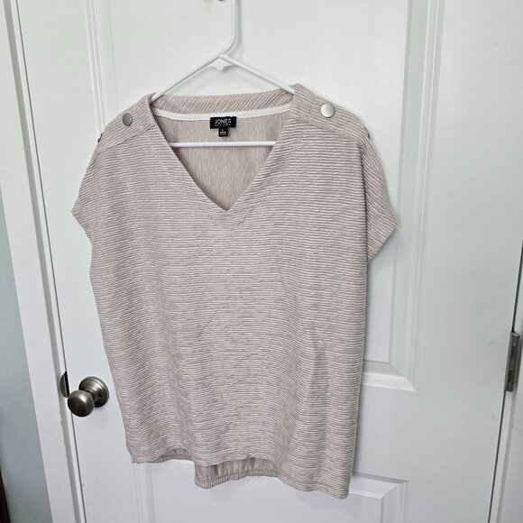 Jones New York Blouse Tan Ribbed Button Shoulder V Neck Size Large Textured - Picture 1 of 5